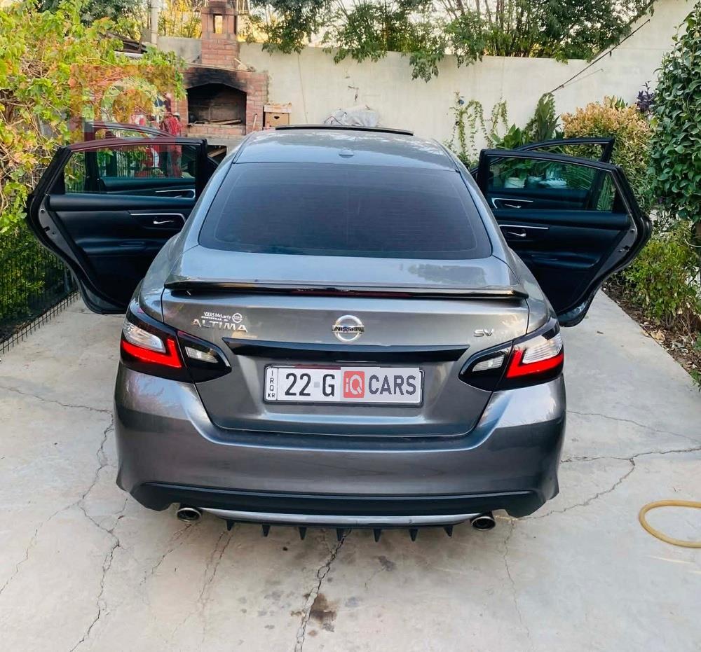 نيسان ألتيما